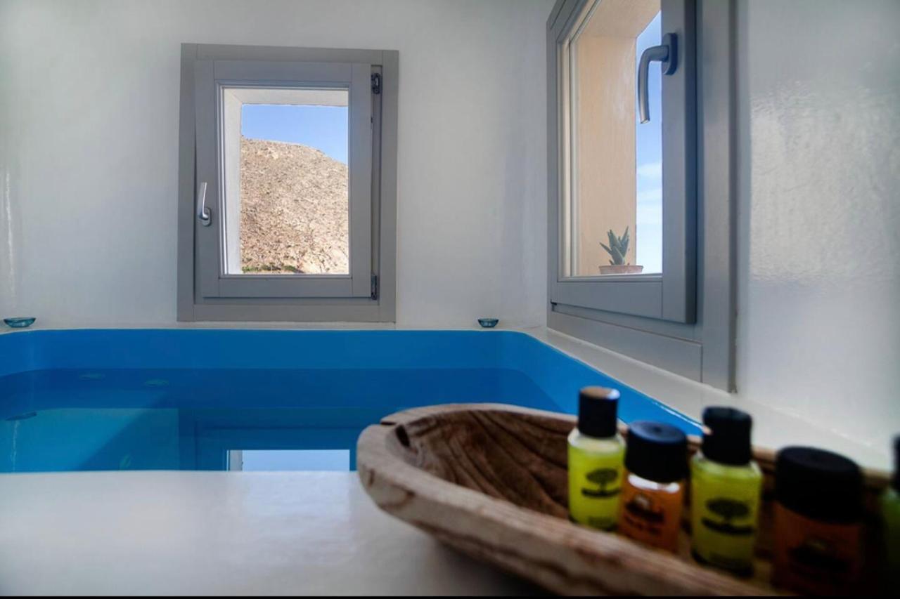 450 Years Castle House For 2-5 People/Jacuzzi Villa Emporio  Ngoại thất bức ảnh